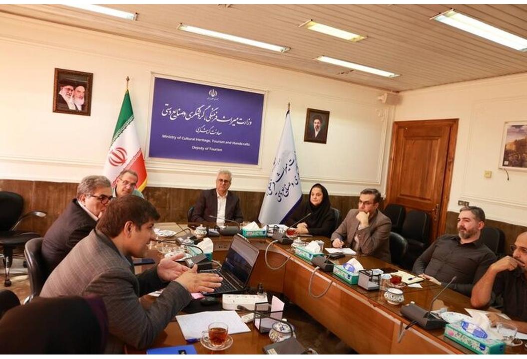 هم‌افزایی نظام آموزشی و صنعت گردشگری، ضرورتی برای تربیت نیروی انسانی ماهر و توسعه گردشگری