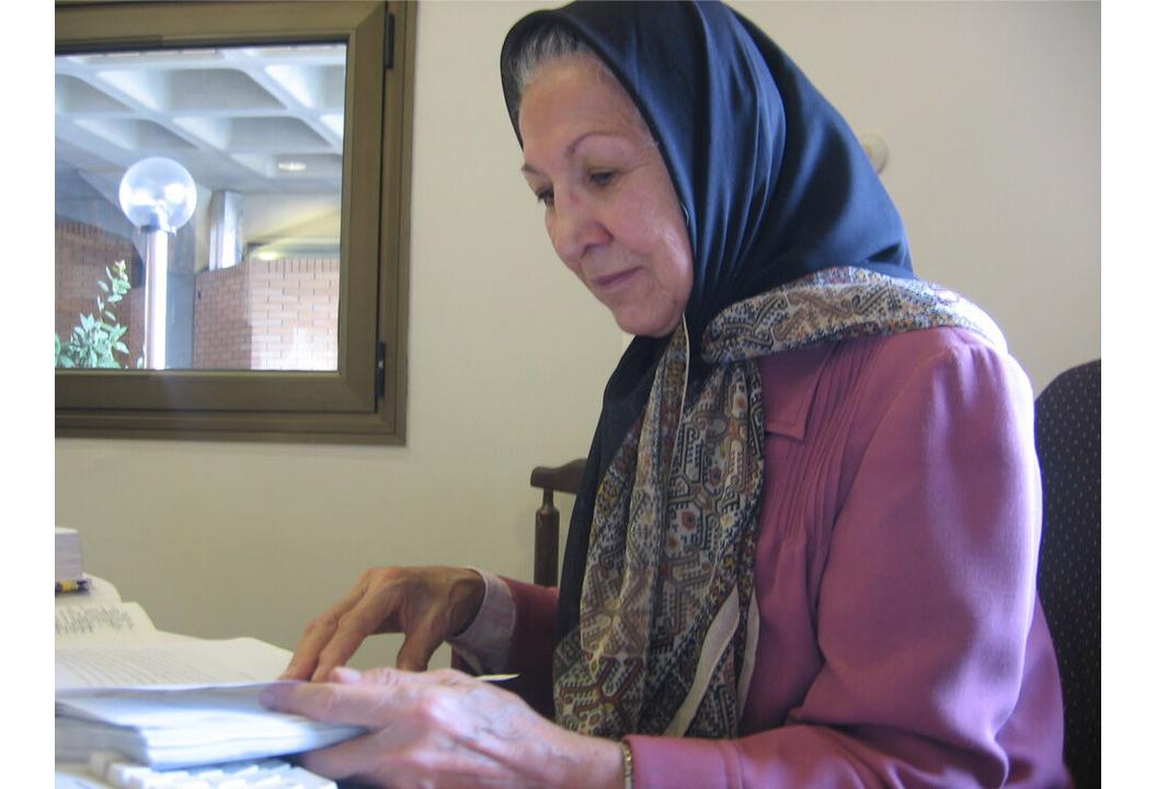 پوری سلطانی: ساواک به من اجازه کار نمی‌داد +فیلم