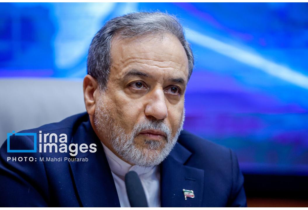 عراقچی: اگر آمریکا جنگ را به دیپلماسی ترجیح دهد، قطعاً دچار شکست راهبردی بزرگ‌تر خواهد شد