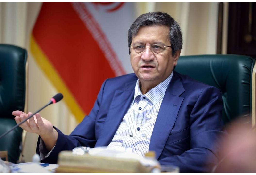 همتی در گفت‌وگو با بلومبرگ: ذخایر ارزی ایران تا پایان دوره ترامپ تامین است