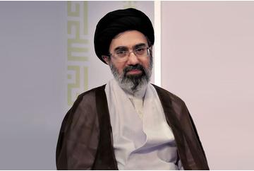 رهبر انقلاب: تا رسیدن به قلّه‌های پیشرفت هم‌عهدیم