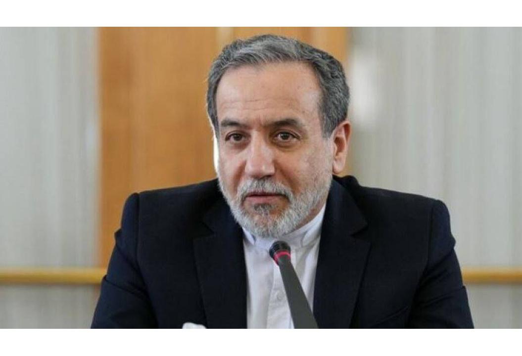 عراقچی: برای فرصت به دیپلماسی به ارتباط نزدیک و مستمر با واسطه‌ها ادامه می دهیم