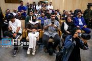 ردیف اول سمت راست: لیلا واحدی خبرنگار ایرنا، روز شنبه ۱۸ مهرماه ۱۴۰۵ در جمع خبرنگاران رسانه‌های مختلف، در نشست رونمایی و بررسی سه کتاب از محمدجواد ظریف وزیر امور خارجه اسبق و عضو هیئت علمی دانشگاه تهران، در محل دانشکده مطالعات جهان دانشگاه تهران حضور دارد.