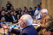 محمدکاظم سجادپور عضو هیئت علمی دانشکده روابط بین‌الملل وزارت امور خارجه، روز شنبه ۱۸ مهرماه ۱۴۰۵ در نشست رونمایی و بررسی سه کتاب از محمدجواد ظریف عضو هیئت علمی دانشگاه تهران، در محل دانشکده مطالعات جهان دانشگاه تهران حضور دارد.