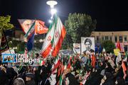 تجمع شبانه مردم تبریز با حضور کاروان دوچرخه‌سواران ترکیه‌ای