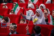 کودکان، صبح یکشنبه ۱۹ مهرماه ۱۴۰۵ در جشن لبخند وطن به مناسبت هفته ملی کودک در مرکز آفرینش‌های فرهنگی‌ هنری کانون پرورش فکری کودکان و نوجوانان حضور دارند.