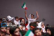 کودکان، صبح یکشنبه ۱۹ مهرماه ۱۴۰۵ در جشن لبخند وطن به مناسبت هفته ملی کودک در مرکز آفرینش‌های فرهنگی‌ هنری کانون پرورش فکری کودکان و نوجوانان حضور دارند.